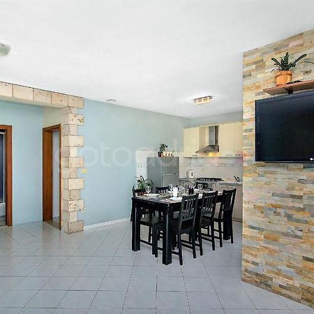 Holiday Home Darius With Hot Tub Makarska Exterior foto
