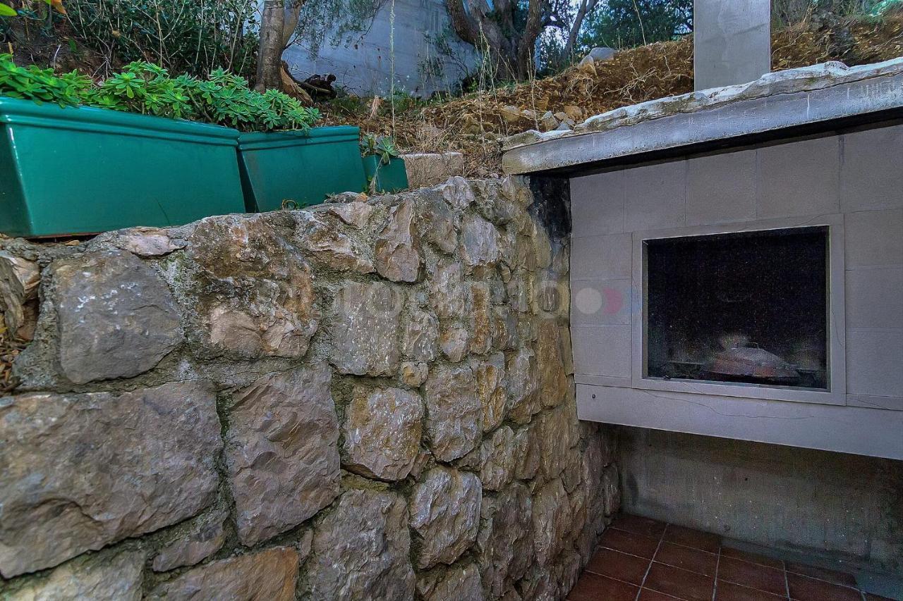 Holiday Home Darius With Hot Tub Makarska Exterior foto